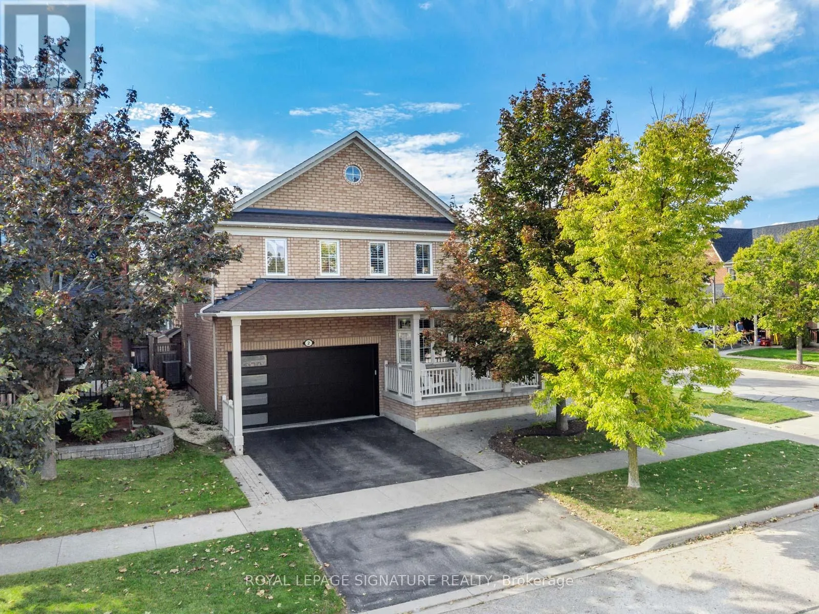 2 DENBURY COURT