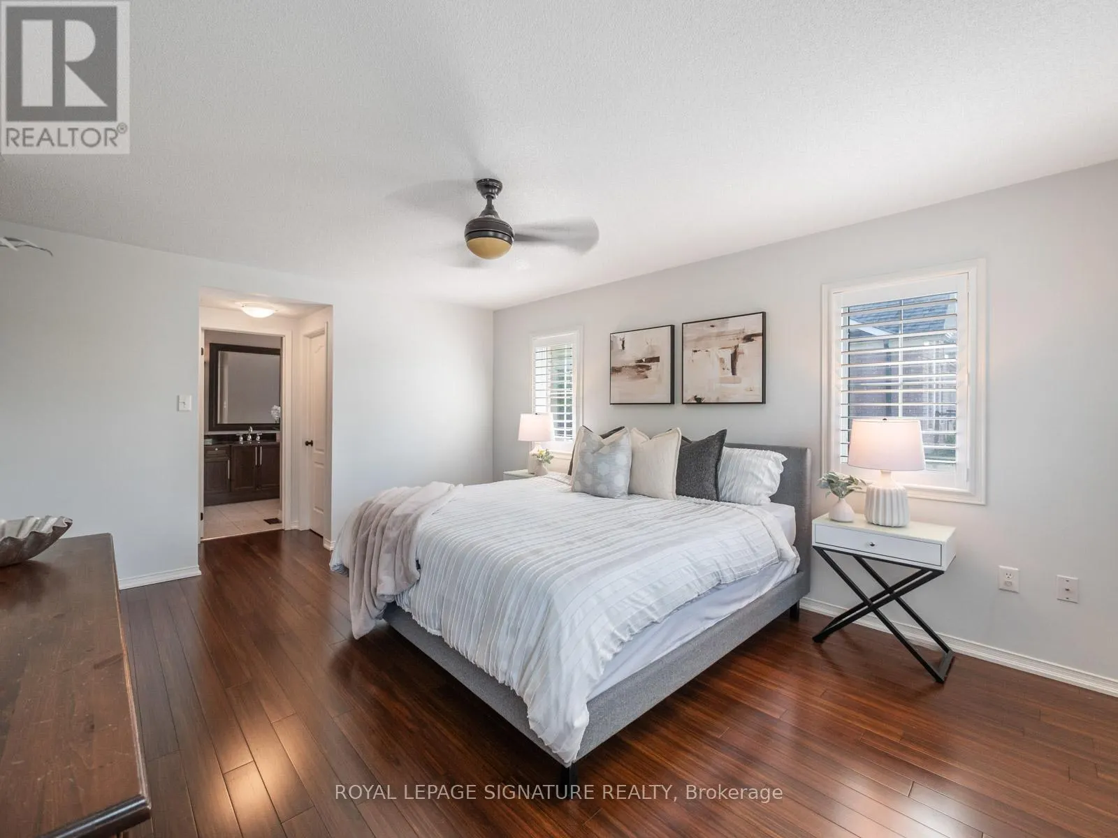 2 DENBURY COURT