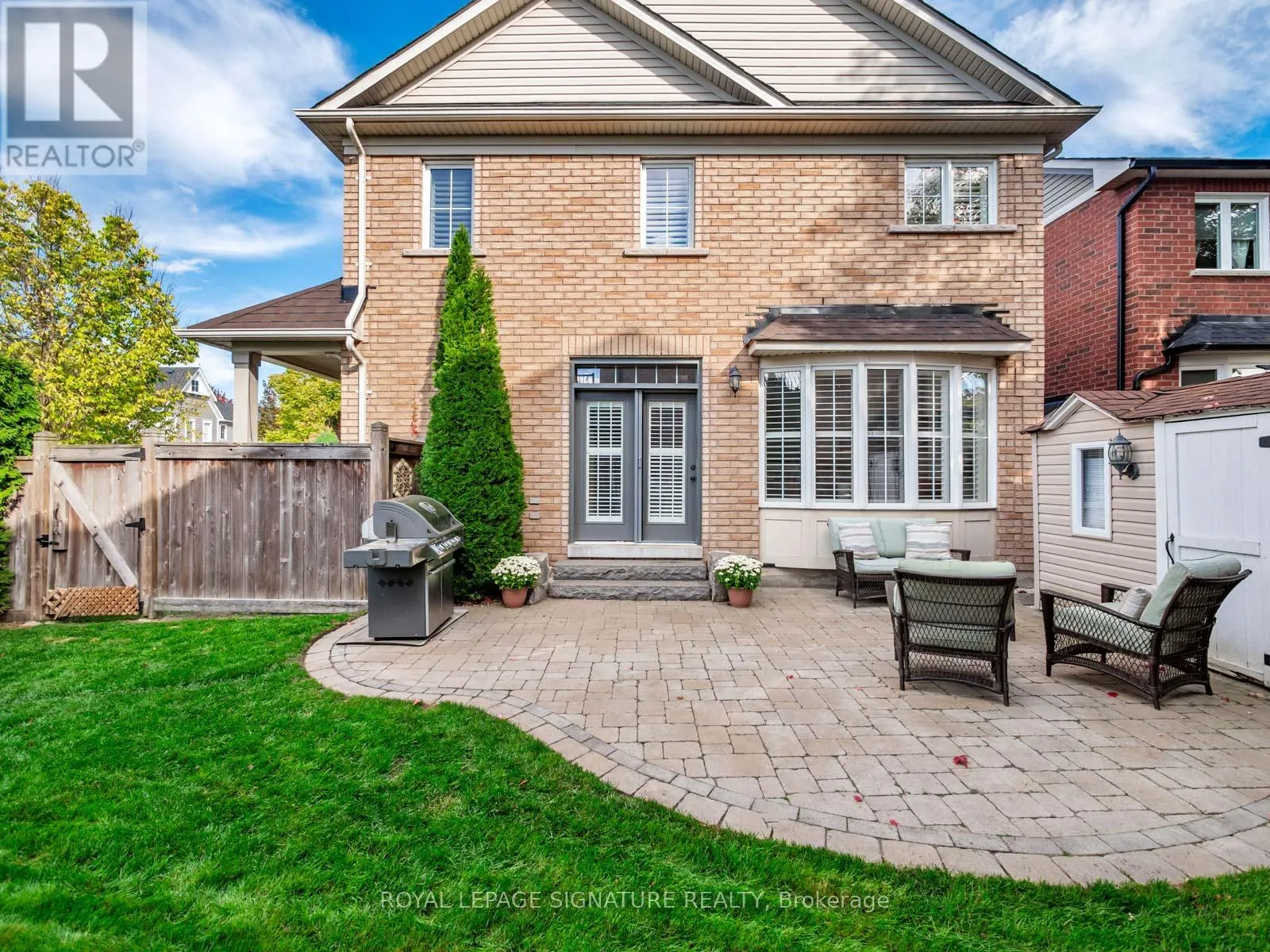 2 DENBURY COURT