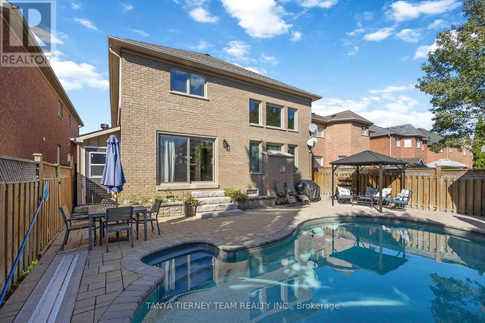25 MEDLAND AVENUE