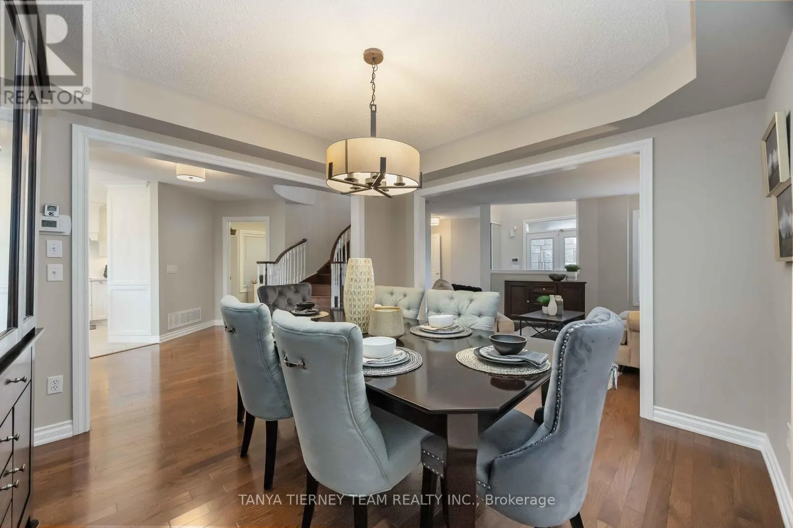 25 MEDLAND AVENUE