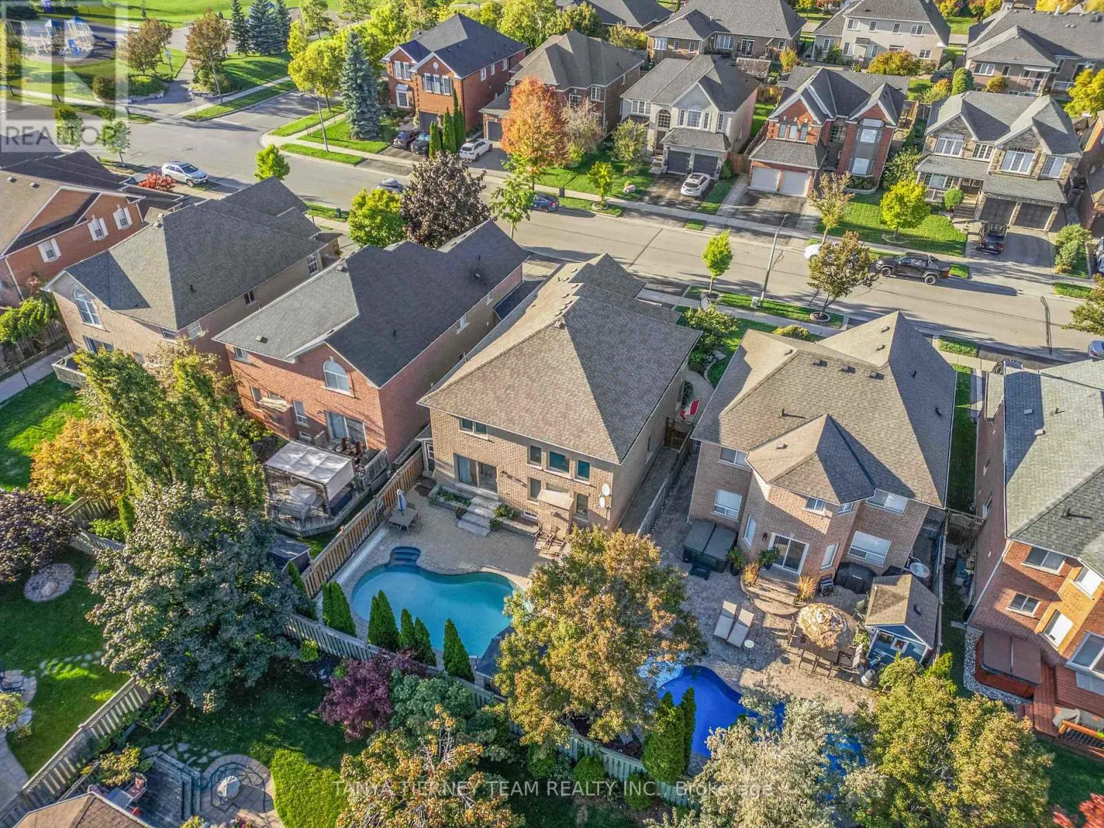 25 MEDLAND AVENUE
