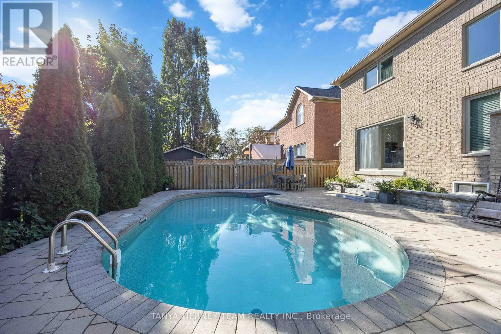 25 MEDLAND AVENUE