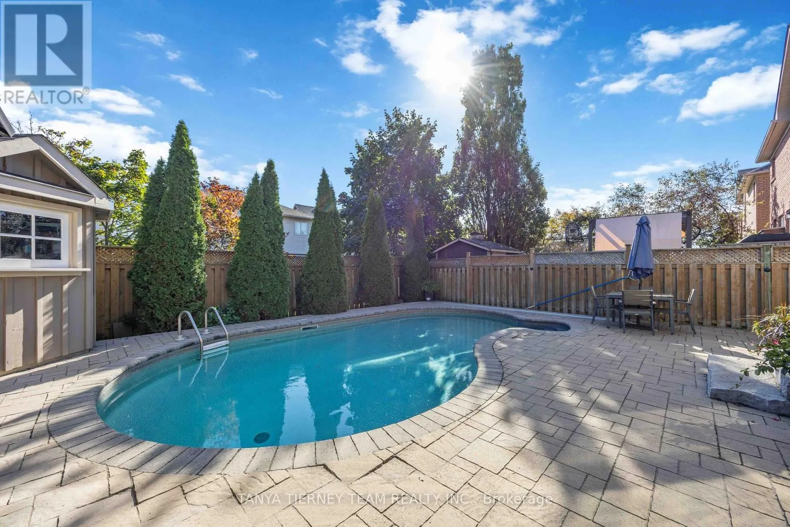 25 MEDLAND AVENUE
