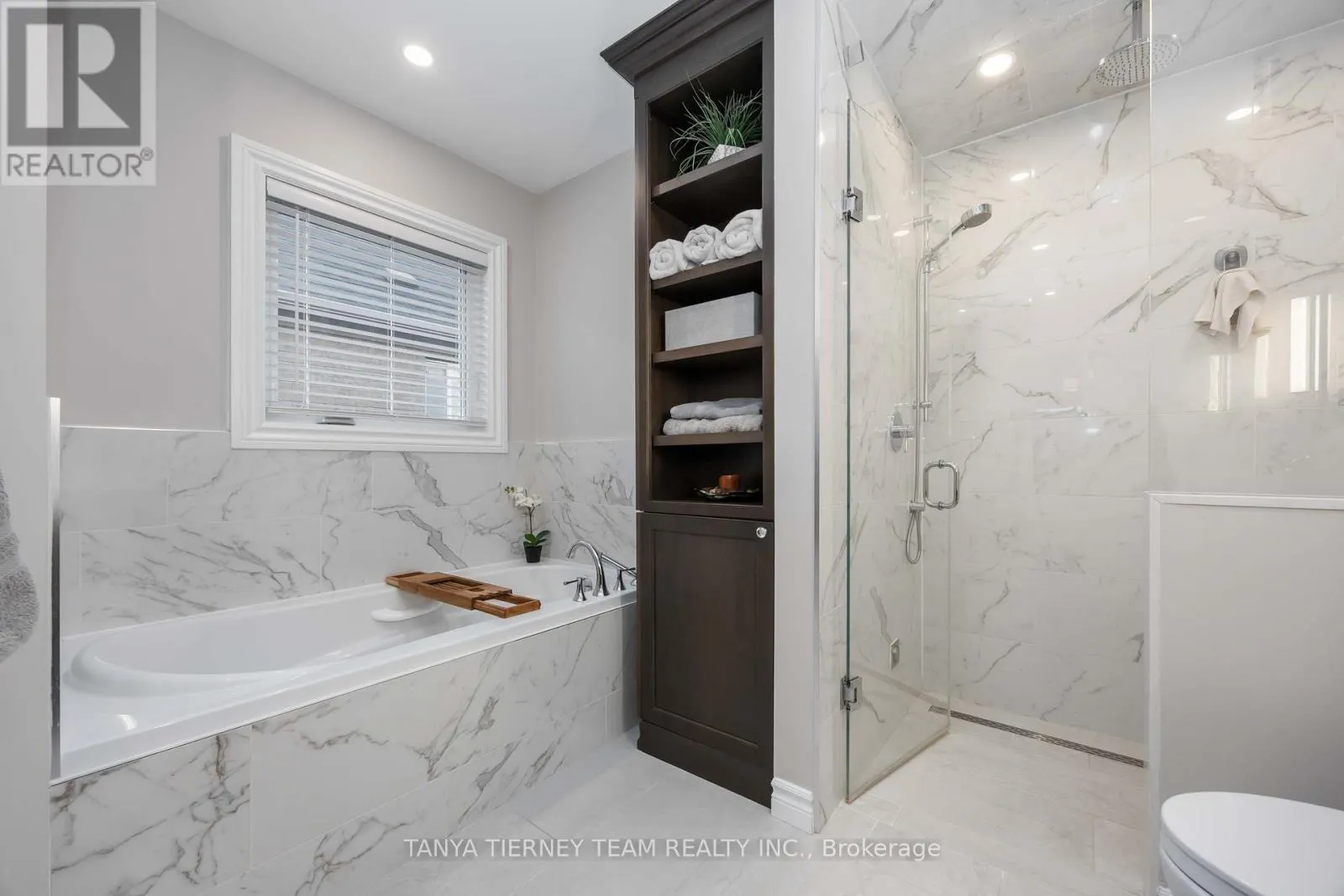 25 MEDLAND AVENUE