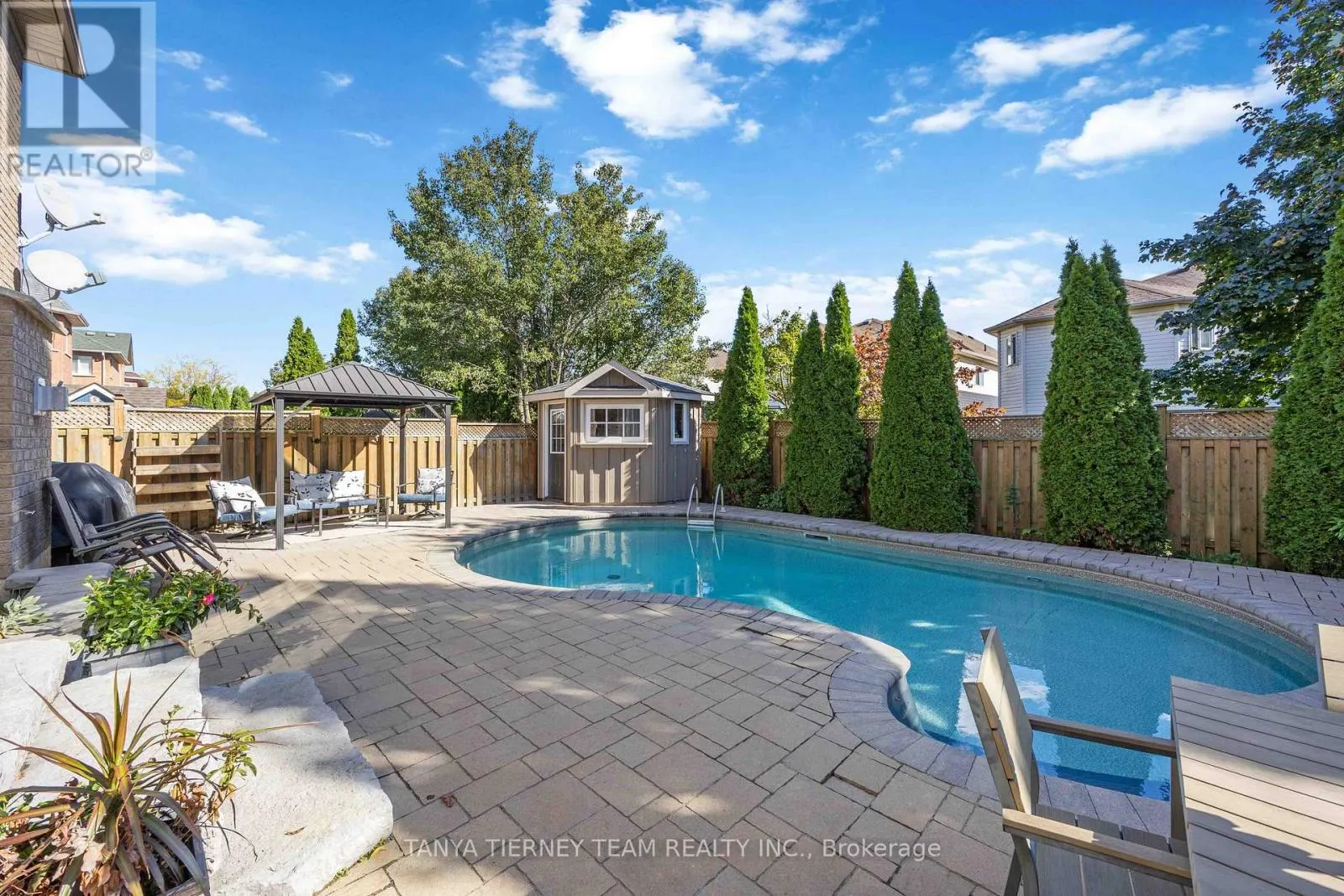 25 MEDLAND AVENUE