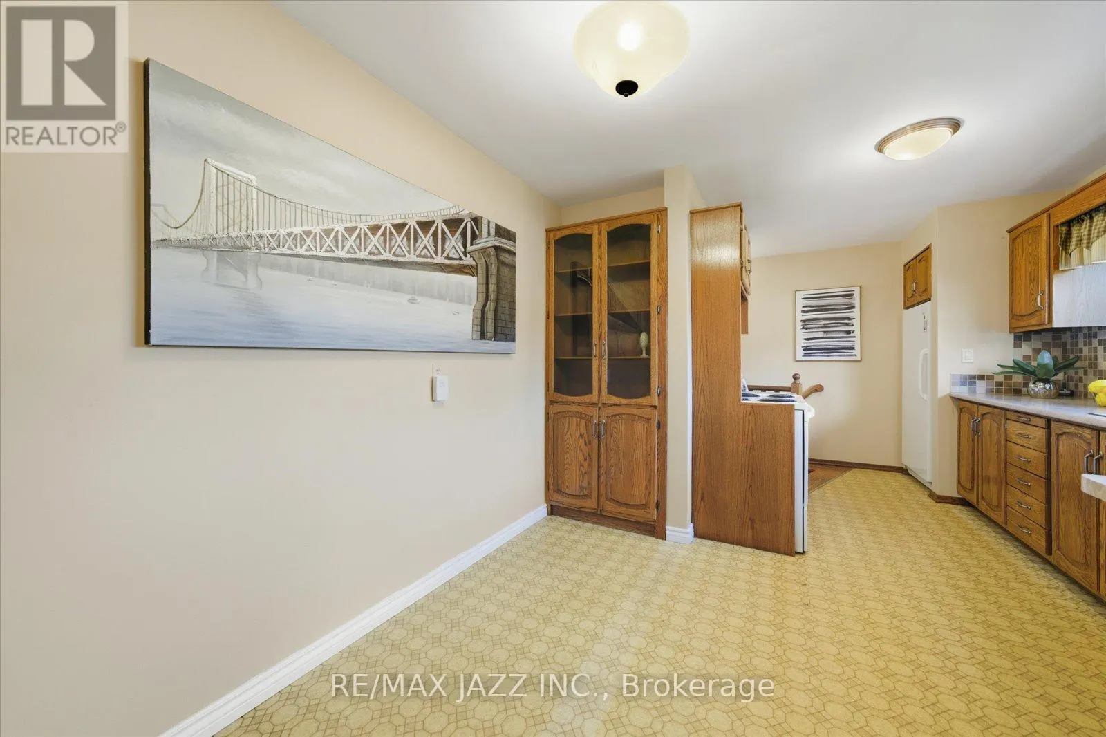 415 FAIRLAWN STREET