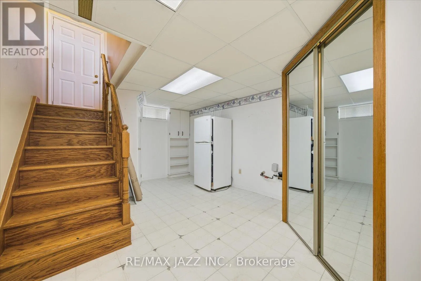 415 FAIRLAWN STREET