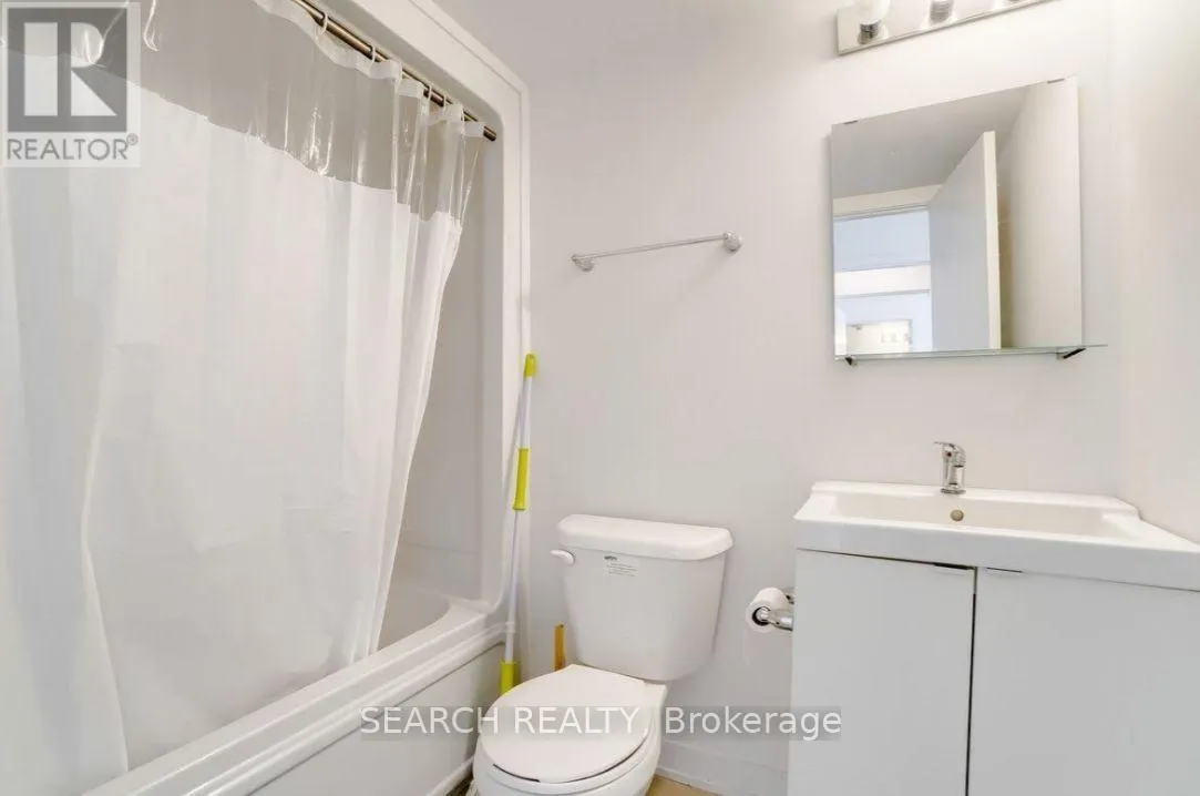 52 - 1740 SIMCOE STREET N