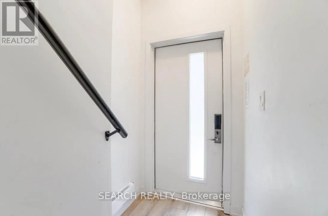 52 - 1740 SIMCOE STREET N