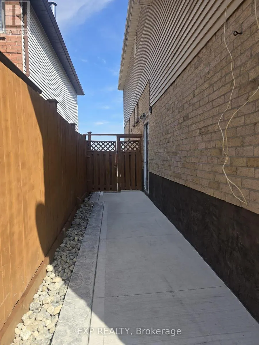 2113 THEODEN COURT