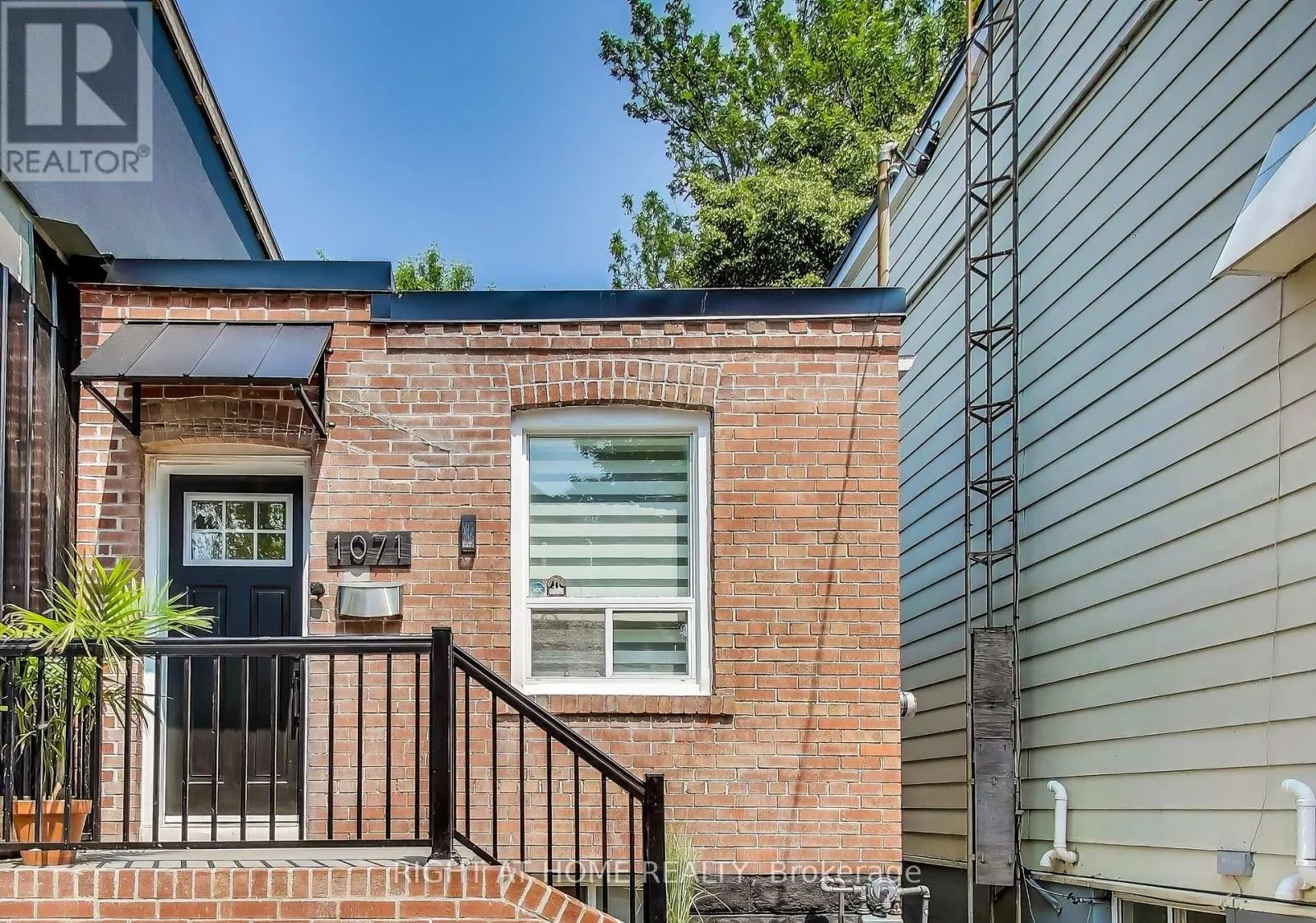 1071 CRAVEN ROAD