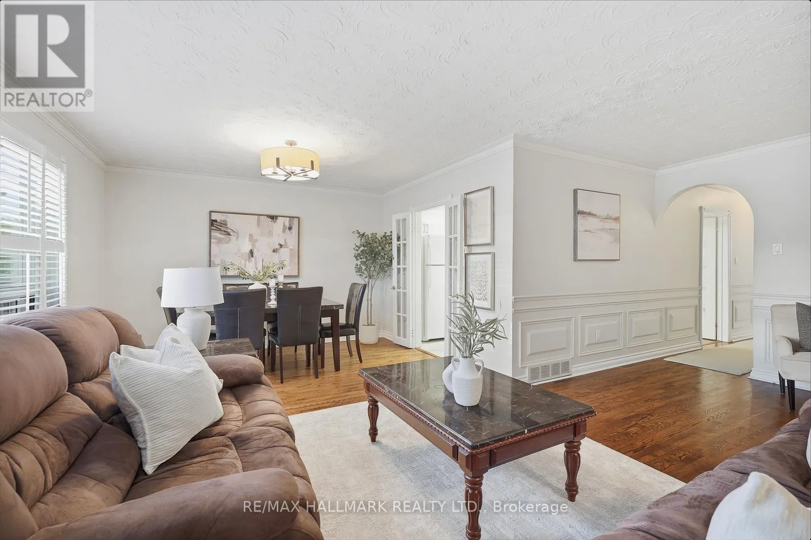 257 CHINE DRIVE