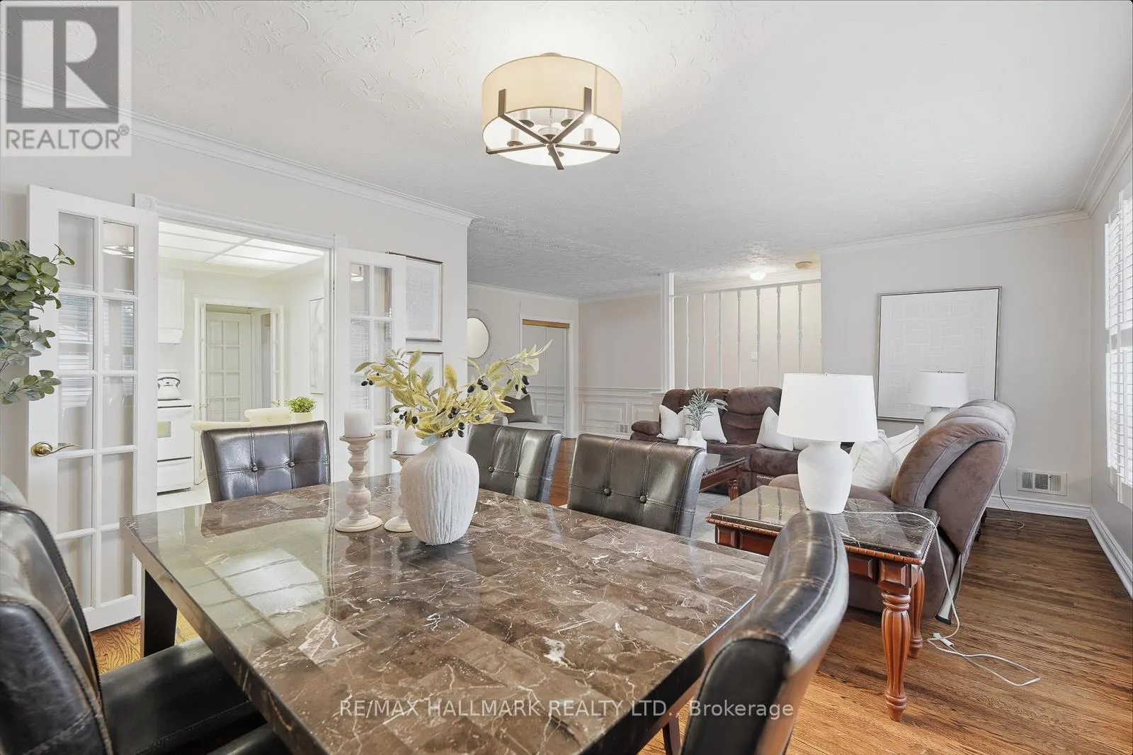 257 CHINE DRIVE