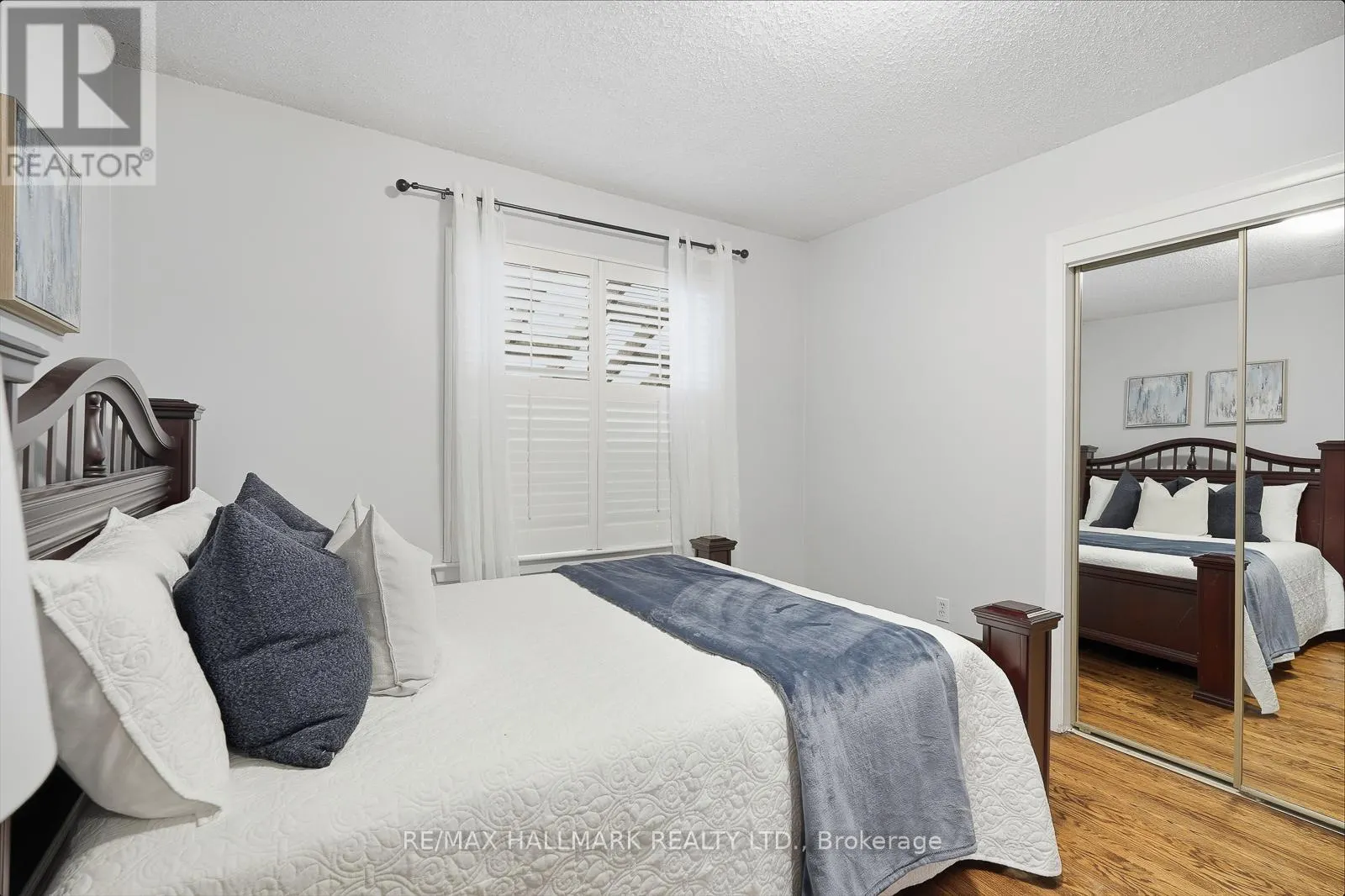 257 CHINE DRIVE
