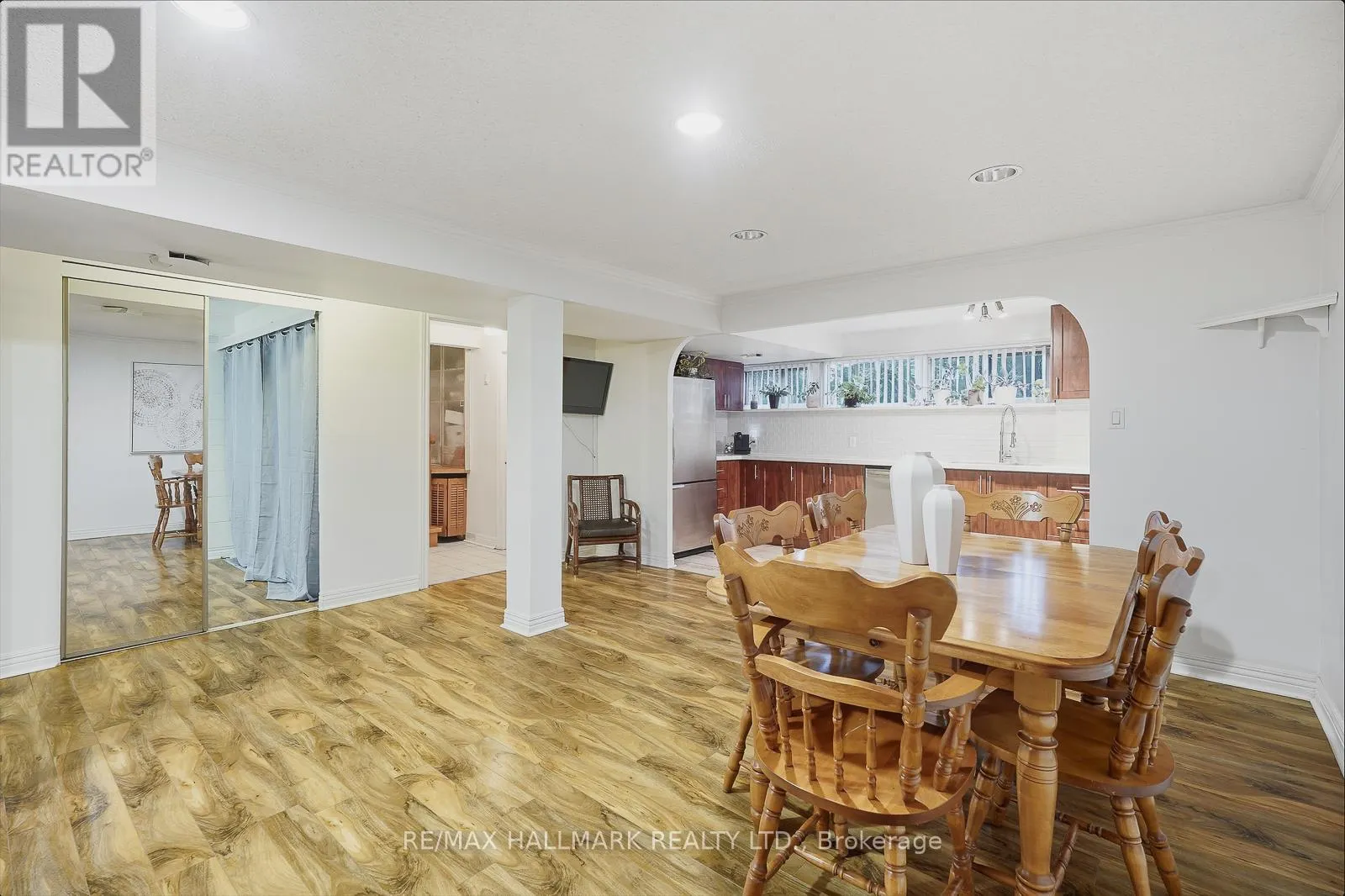 257 CHINE DRIVE