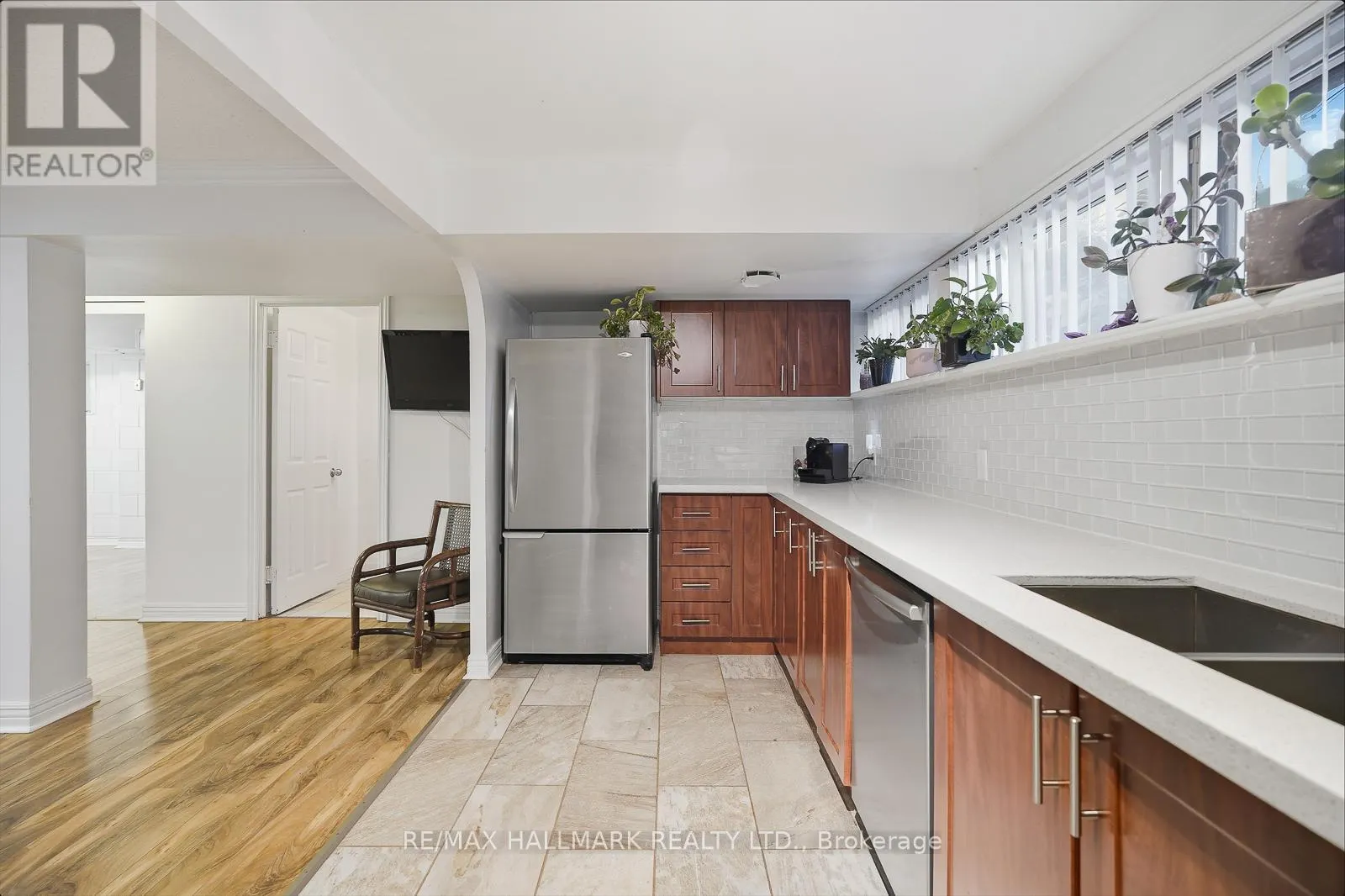 257 CHINE DRIVE