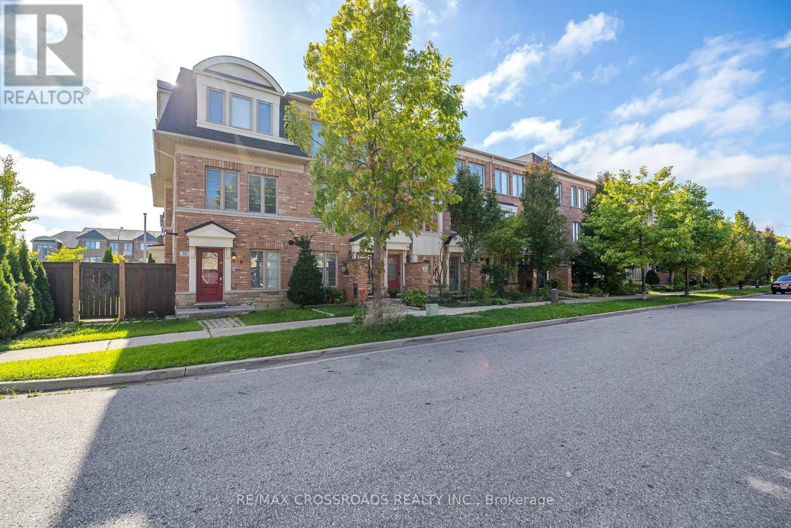 38 LILY CUP AVENUE