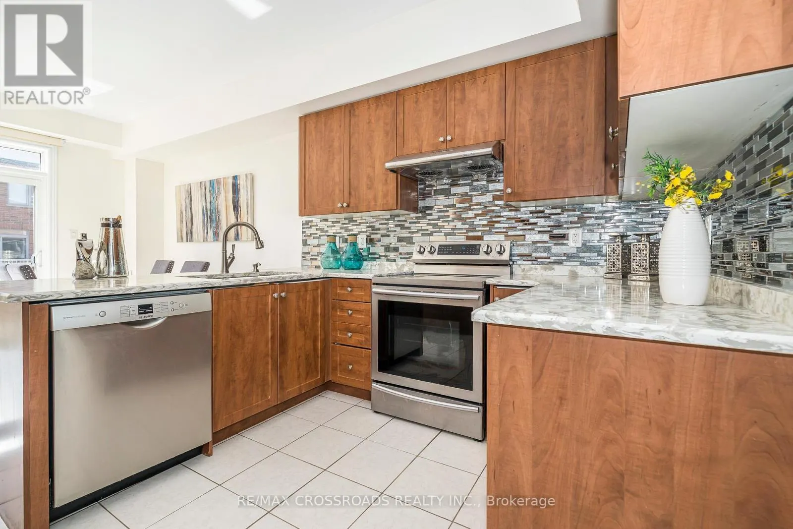 38 LILY CUP AVENUE