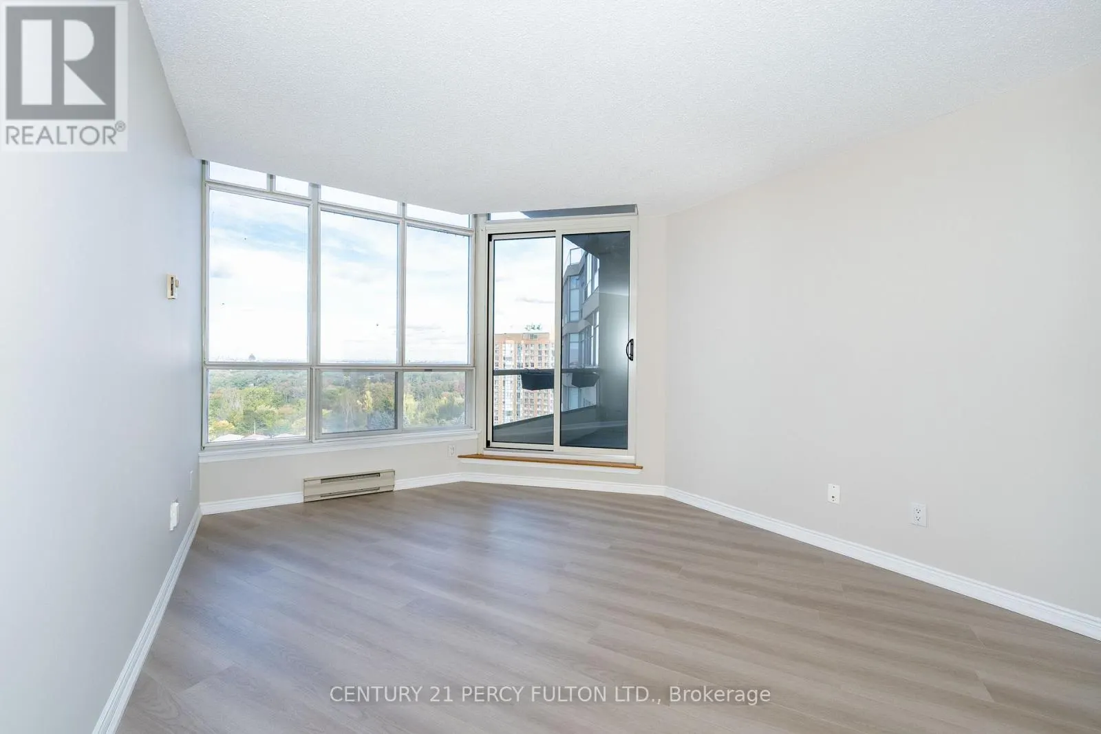 1416 - 20 GUILDWOOD PARKWAY
