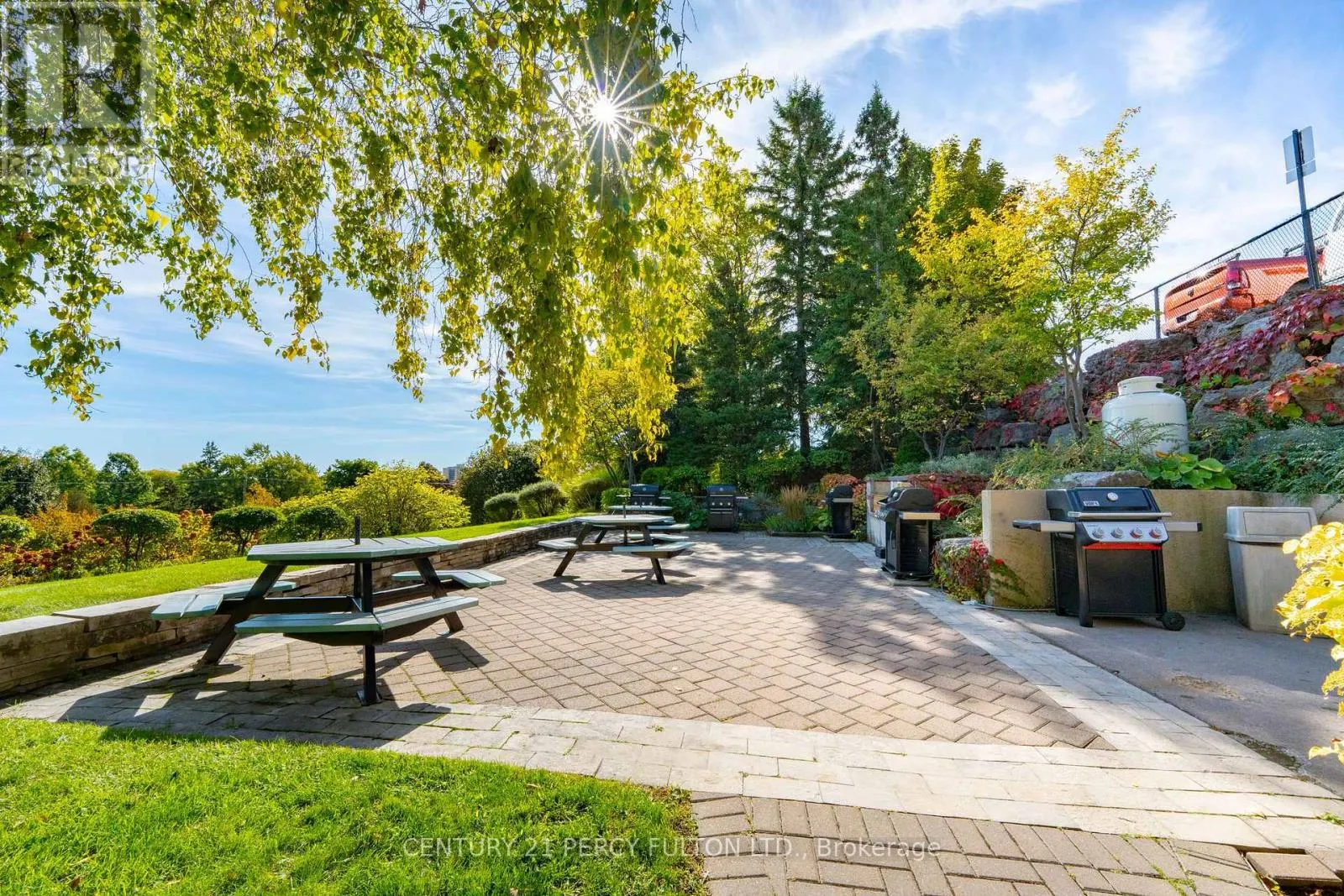 1416 - 20 GUILDWOOD PARKWAY