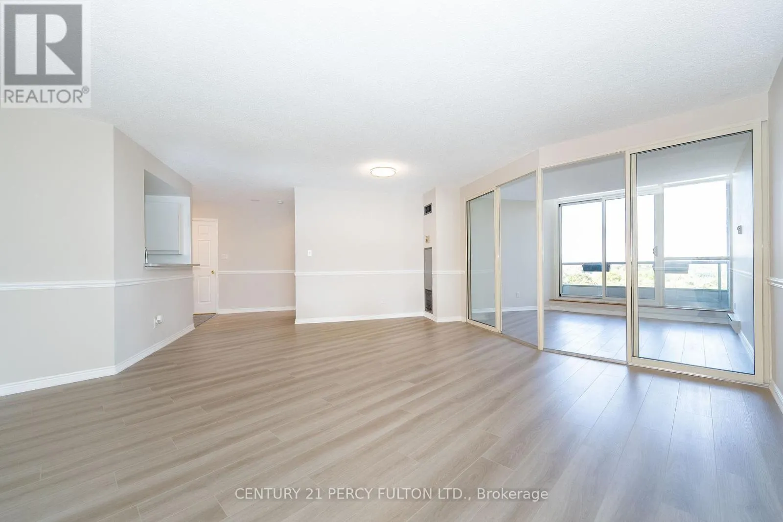 1416 - 20 GUILDWOOD PARKWAY