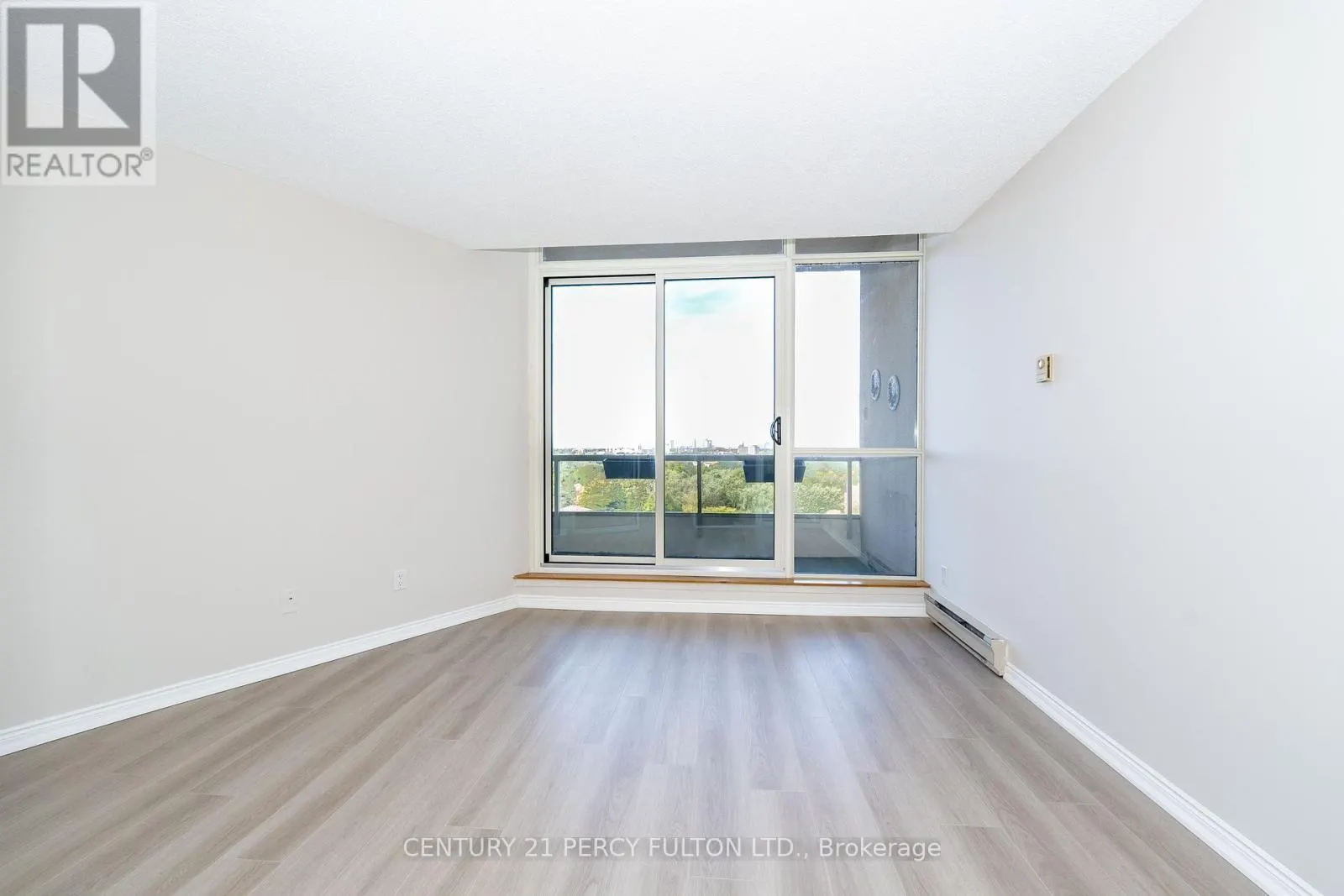 1416 - 20 GUILDWOOD PARKWAY