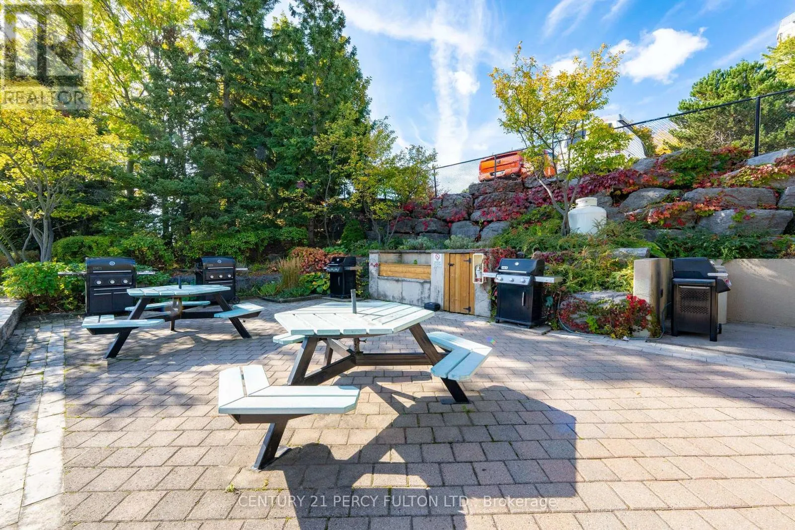 1416 - 20 GUILDWOOD PARKWAY