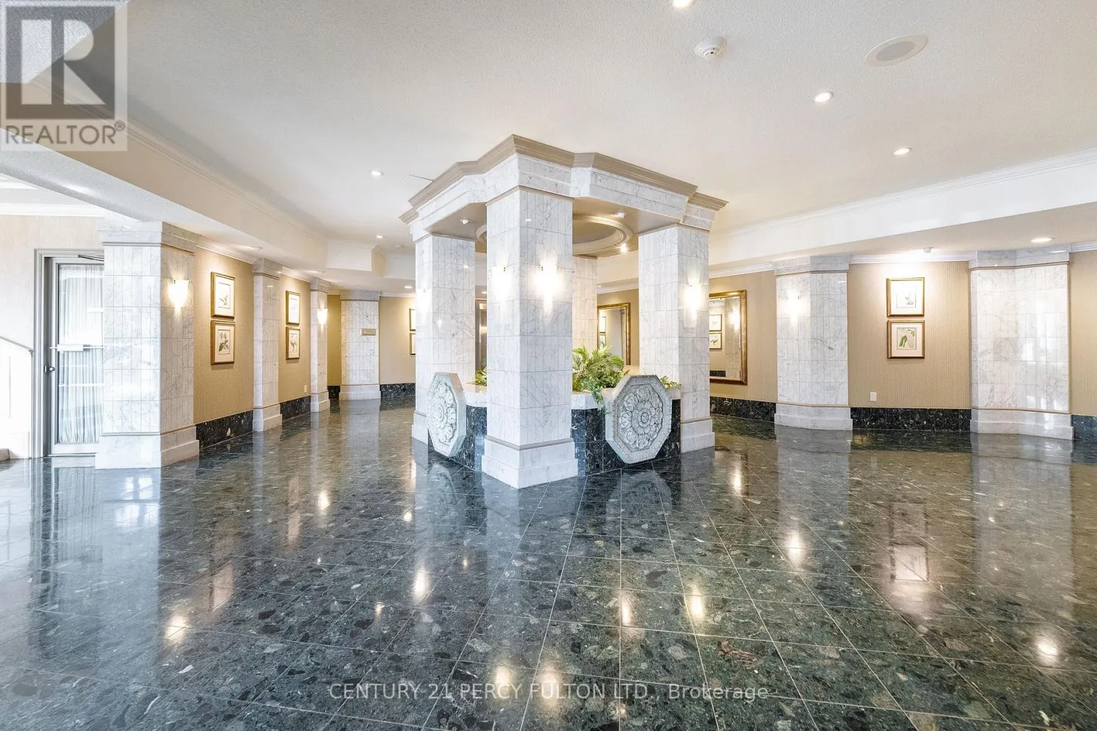 1416 - 20 GUILDWOOD PARKWAY