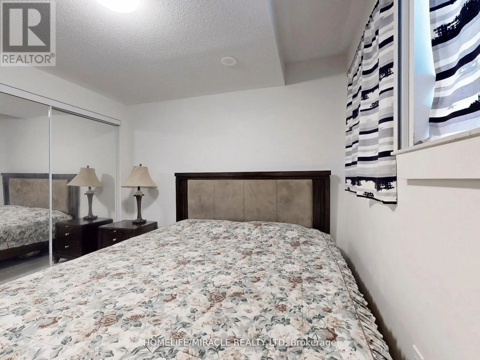 12 - 490 BERESFORD PATH
