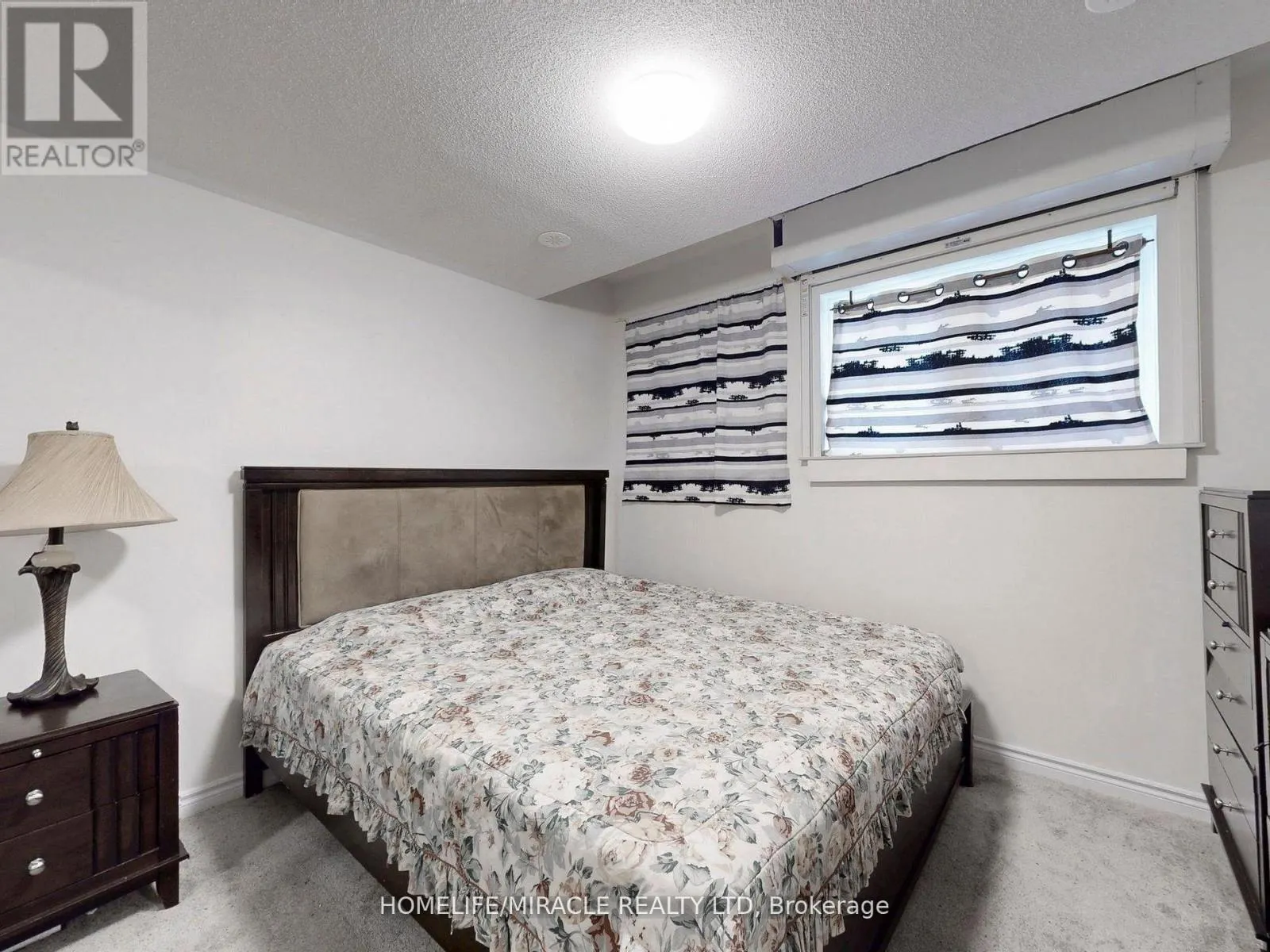 12 - 490 BERESFORD PATH