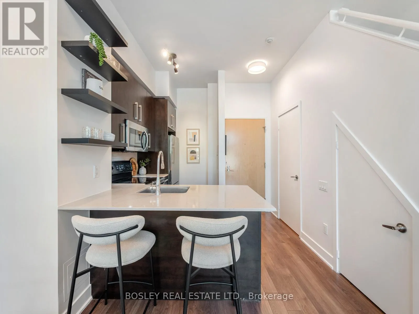 TH 1 - 1048 BROADVIEW AVENUE