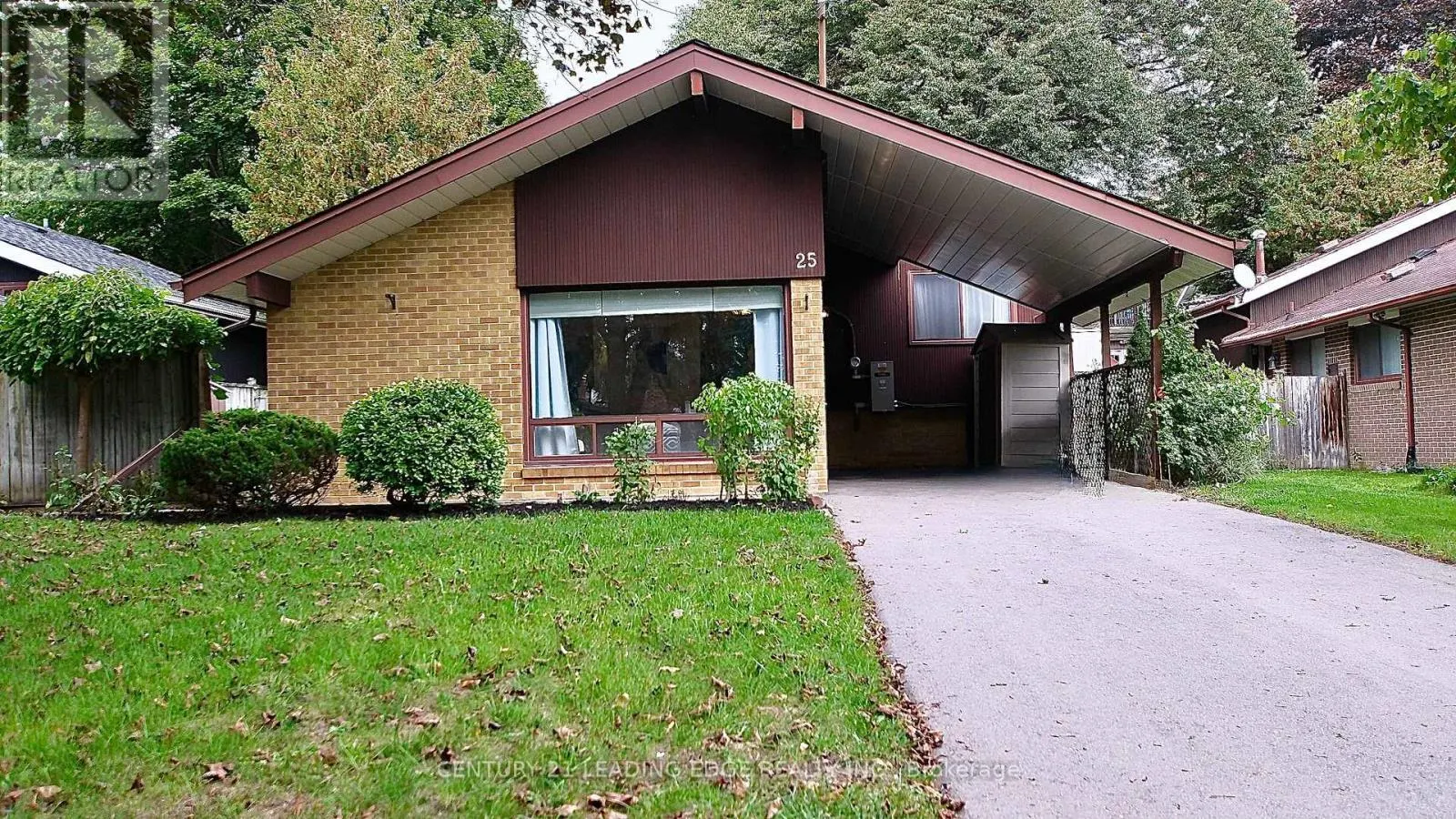25 OAKLEY BOULEVARD
