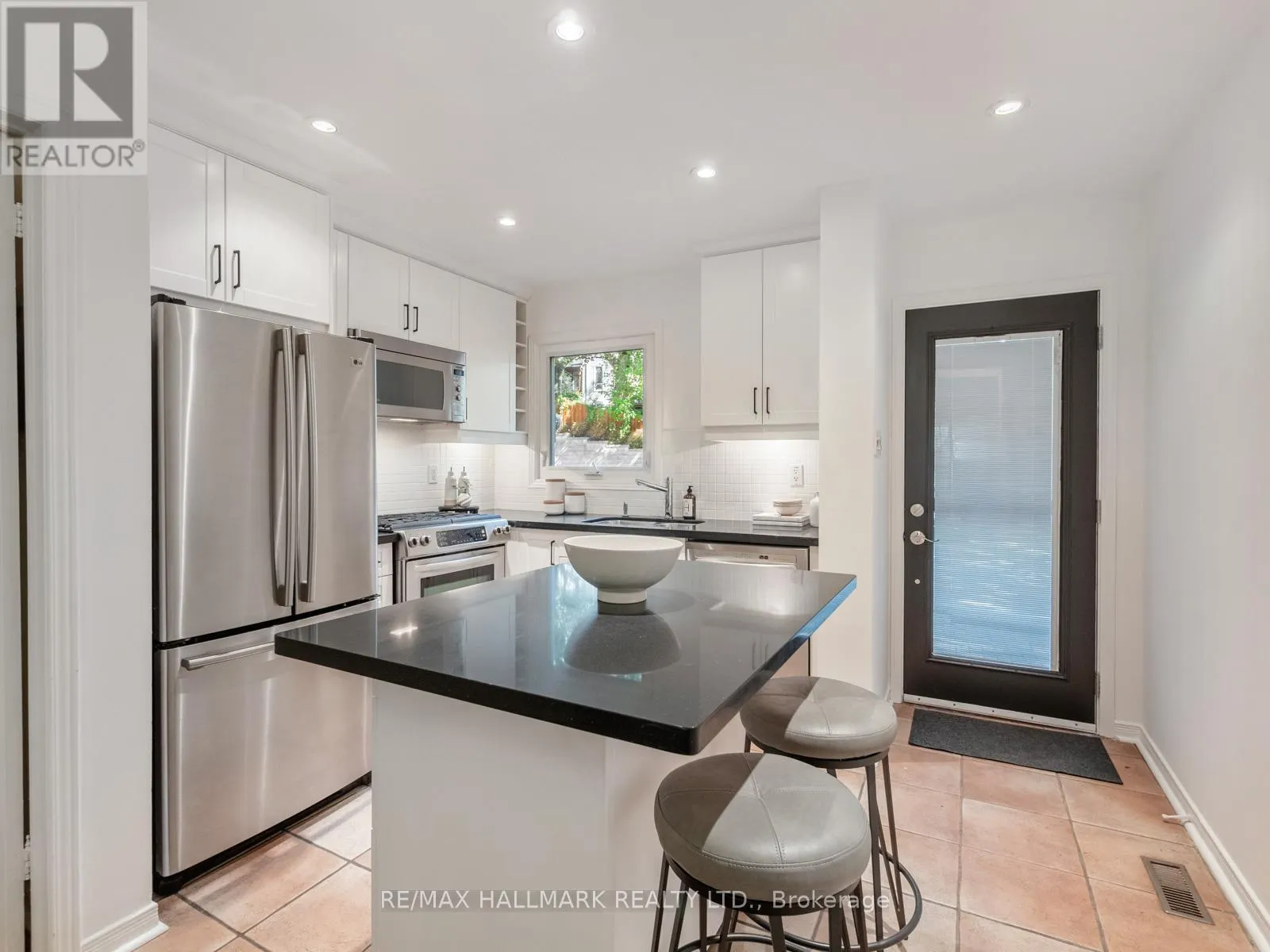 2 - 66 BOULTBEE AVENUE