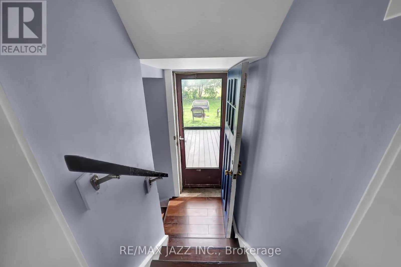 303 GLIDDON AVENUE