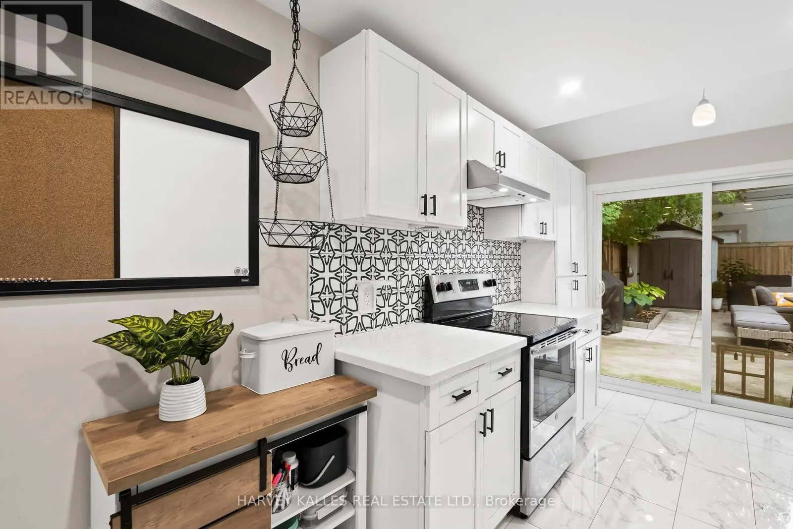 1254 WOODBINE AVENUE
