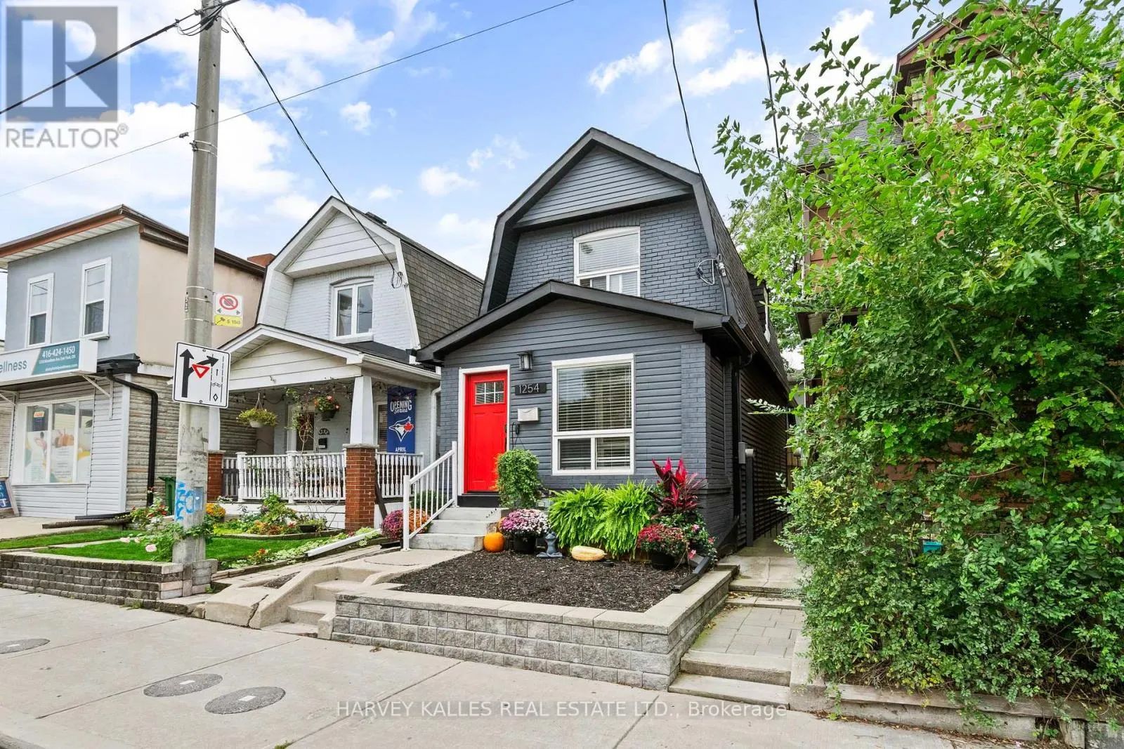 1254 WOODBINE AVENUE