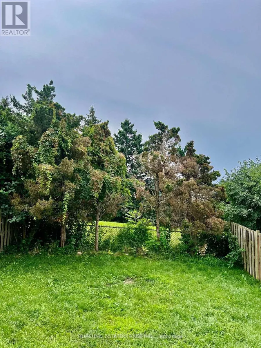 59 KIRBY CRESCENT S
