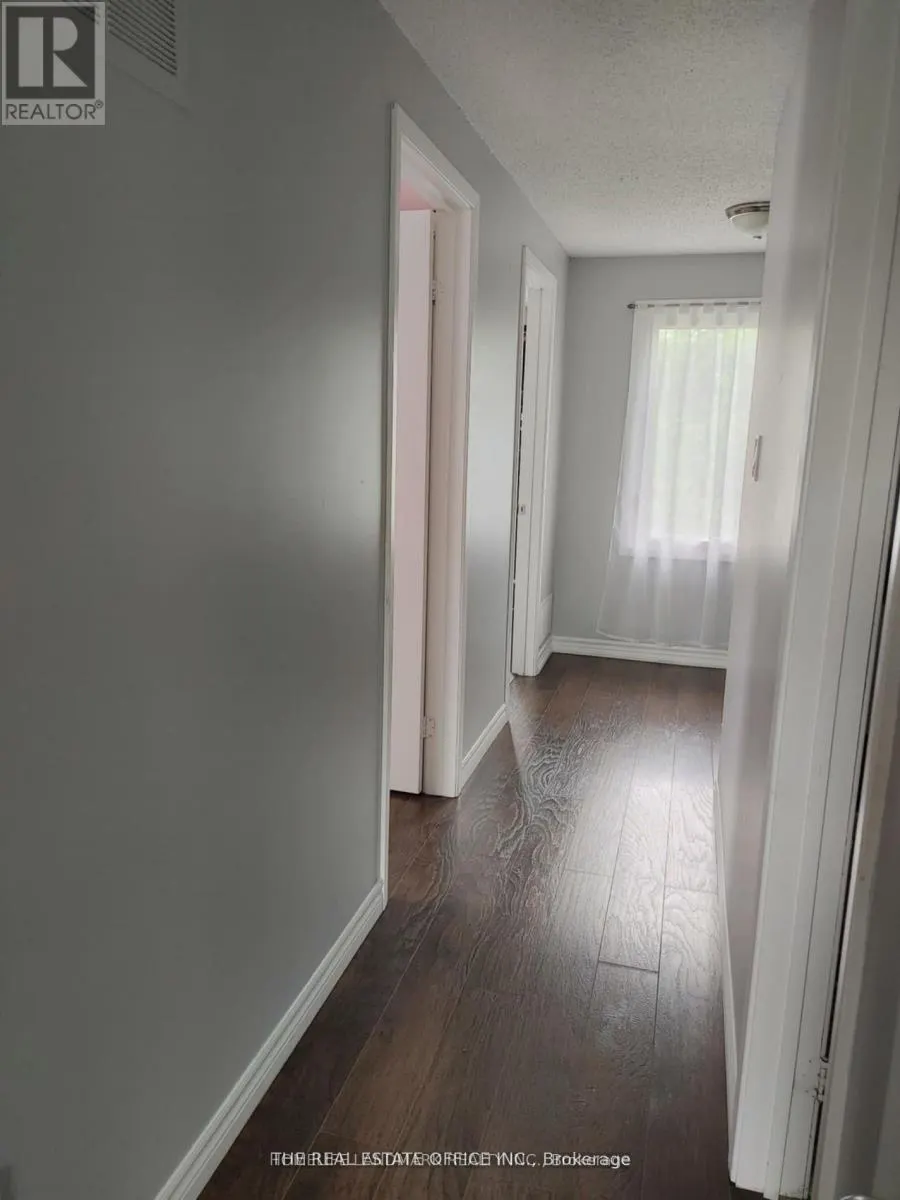 59 KIRBY CRESCENT S