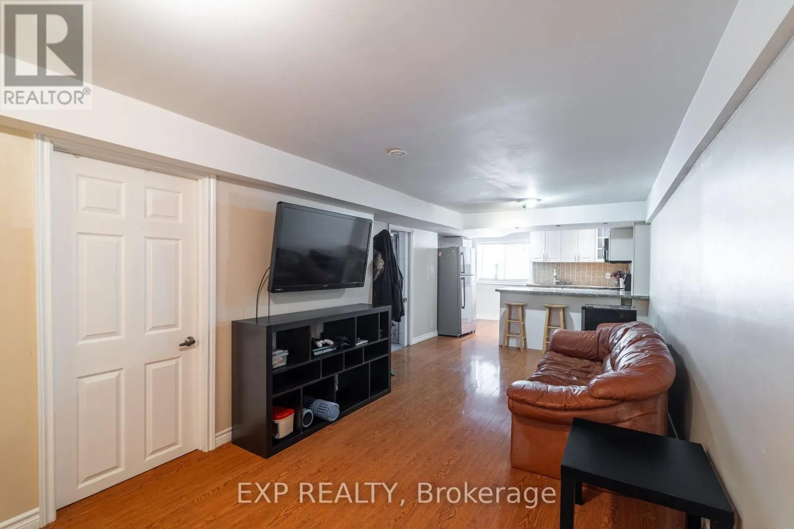 12 EMPSON COURT