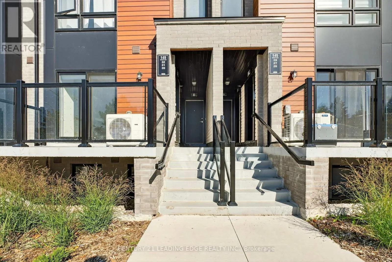 32 - 145 TAPSCOTT ROAD