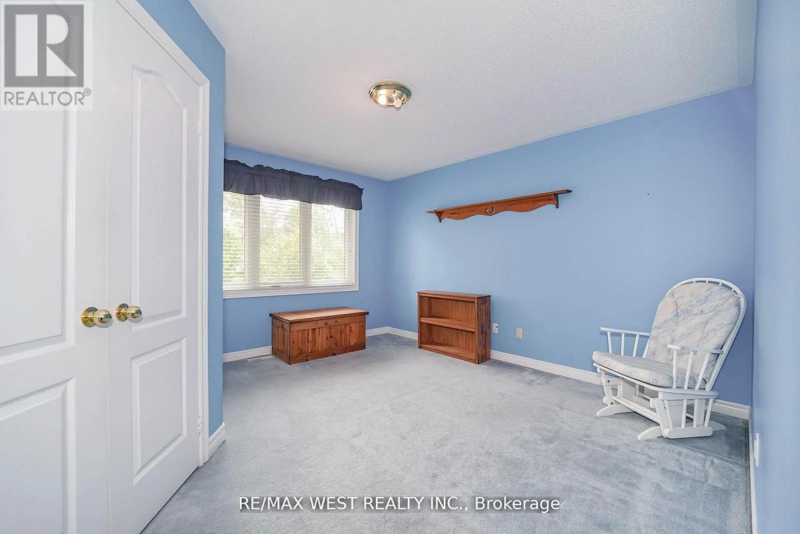 113 SANDCHERRY COURT