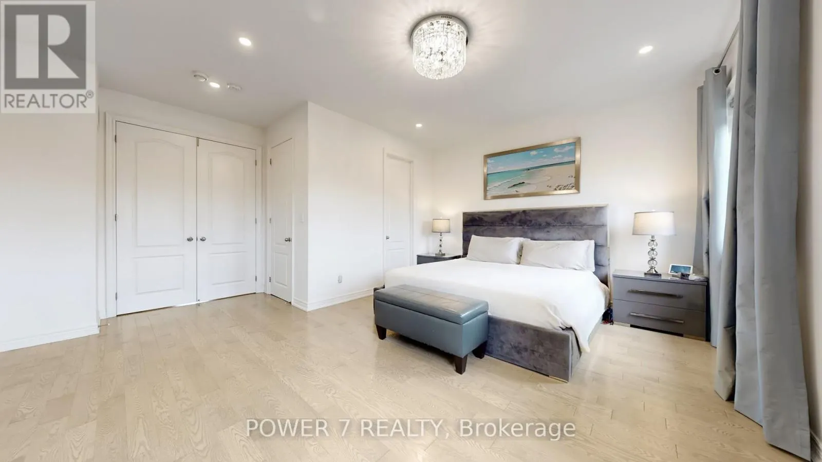 2417 DRESS CIRCLE CRESCENT