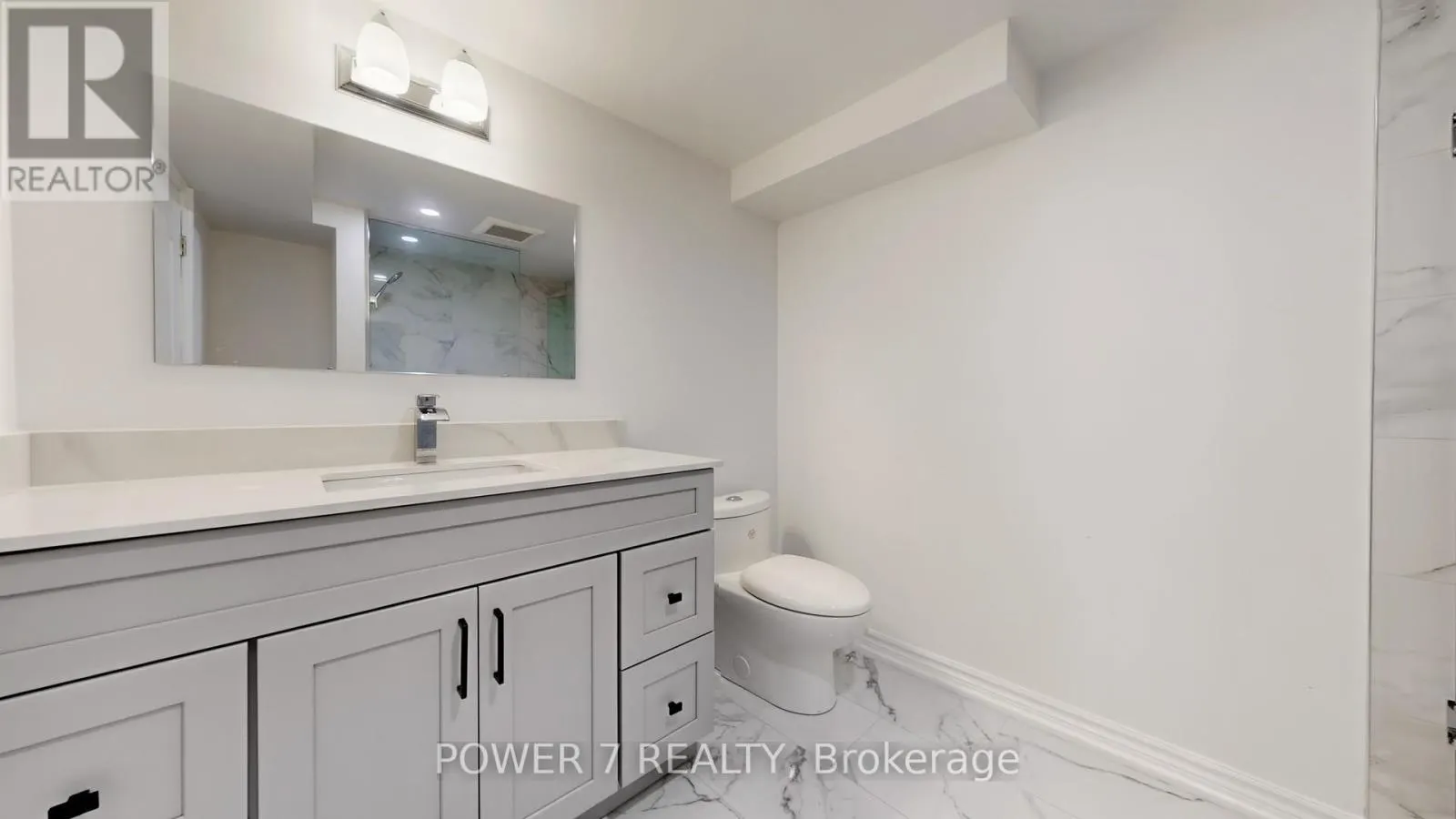 2417 DRESS CIRCLE CRESCENT