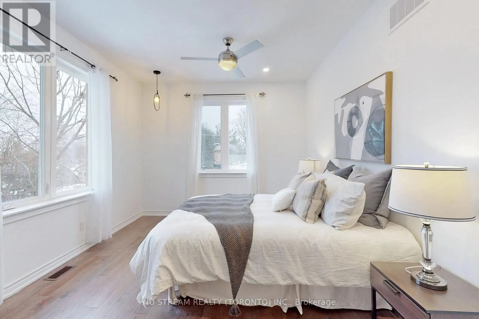 3 LAWNDALE ROAD