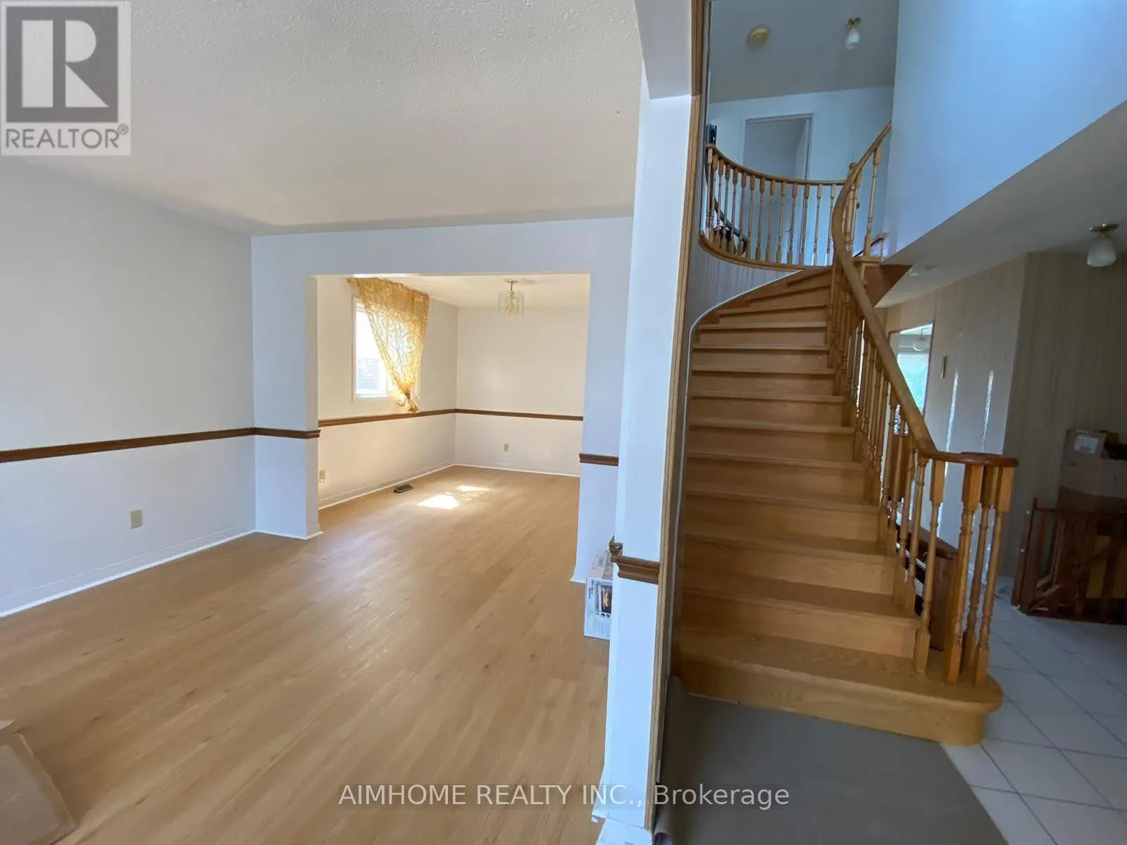 ROOM1 - 12 BLUE EAGLE TRAIL