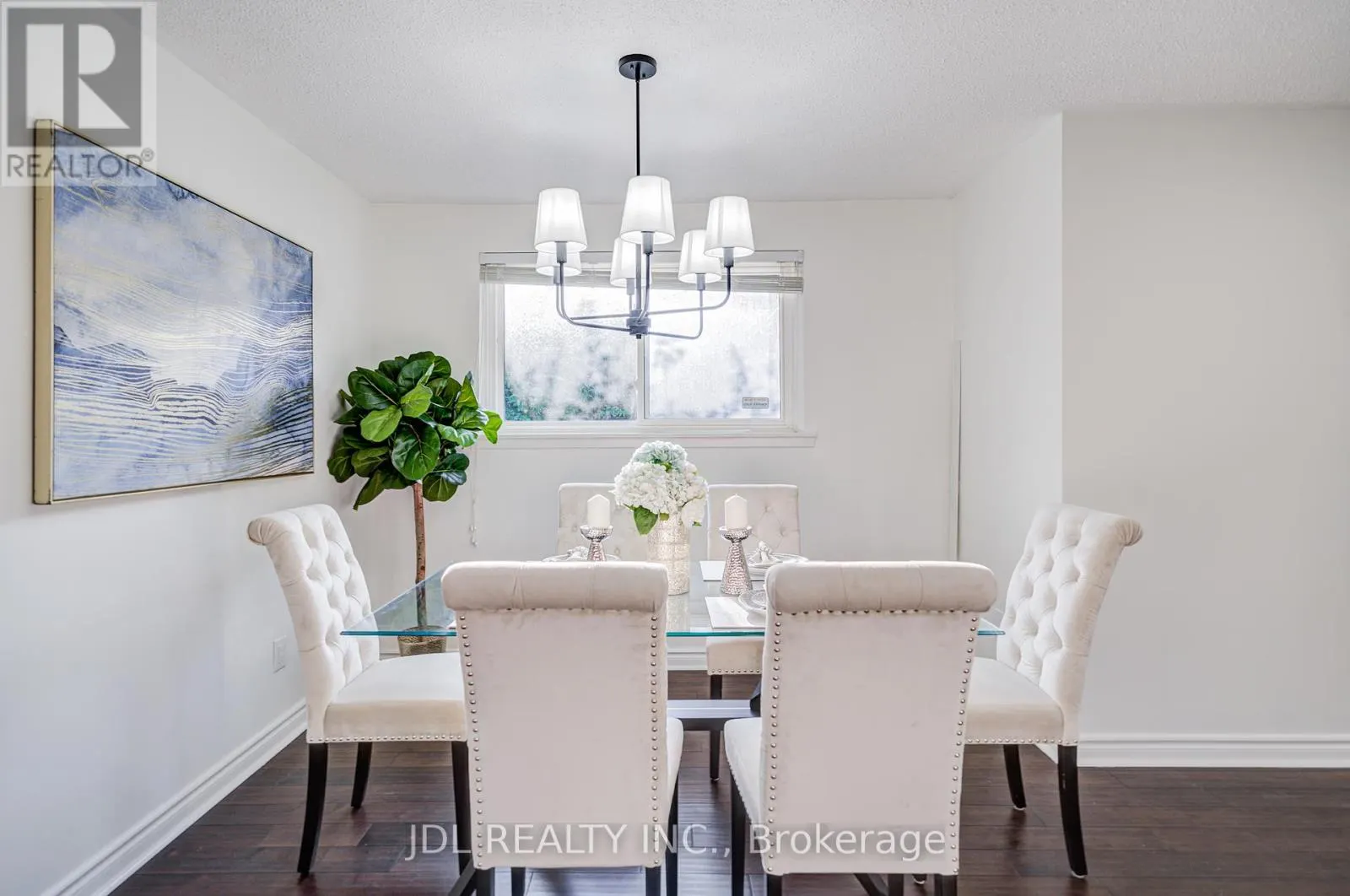 6 NORHEAD AVENUE