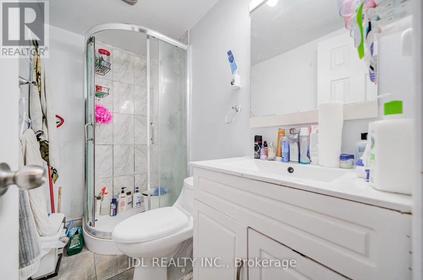 6 NORHEAD AVENUE