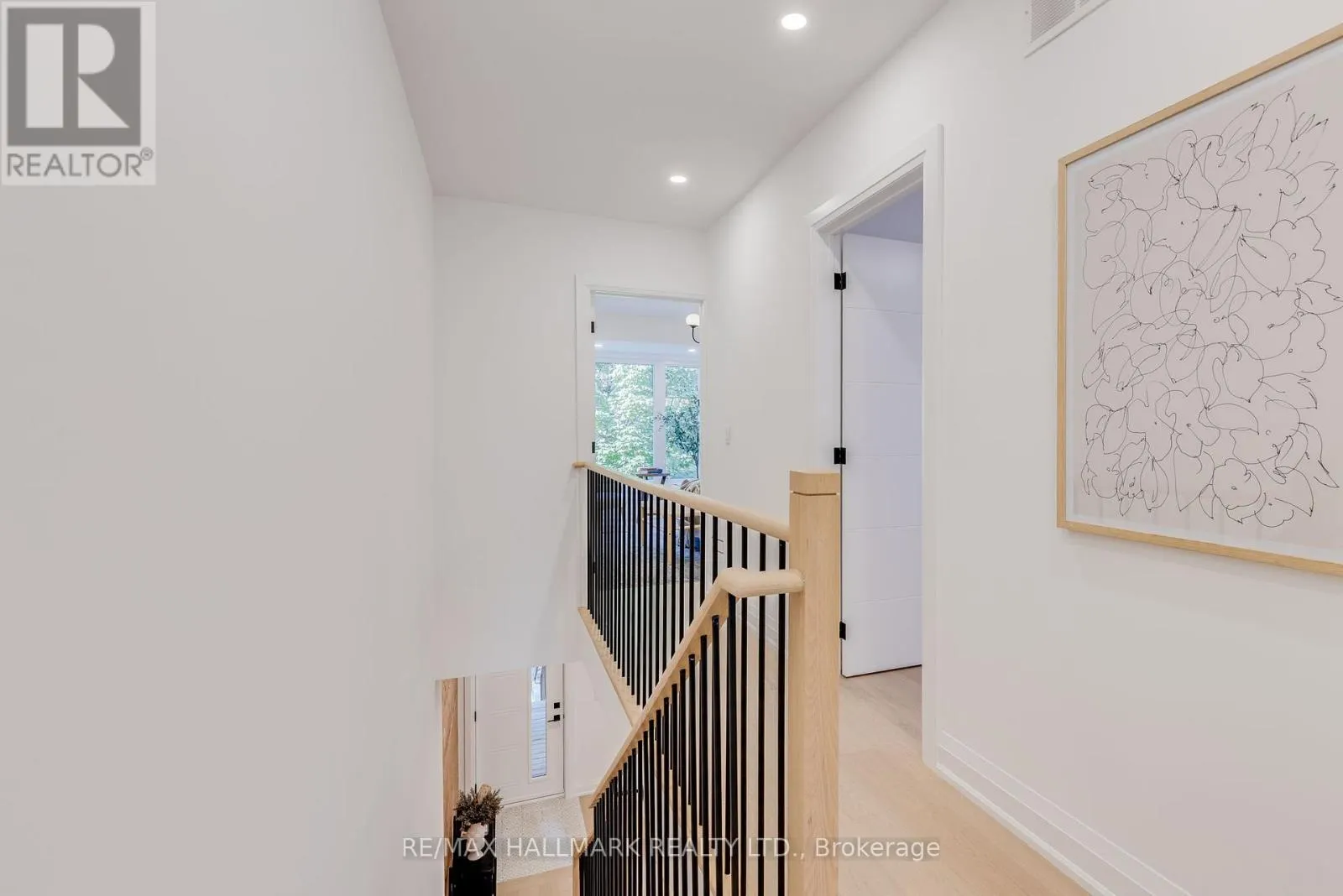 25 HOWLAND ROAD