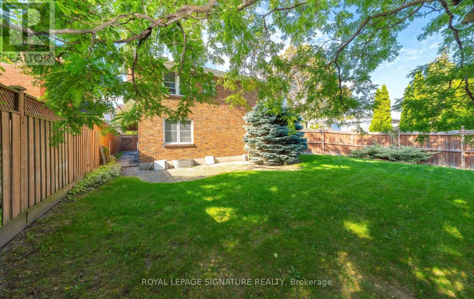 43 COLLINGSBROOK BOULEVARD